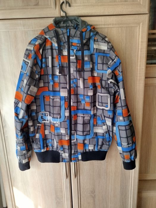 Kurtka z kapturem Cropp