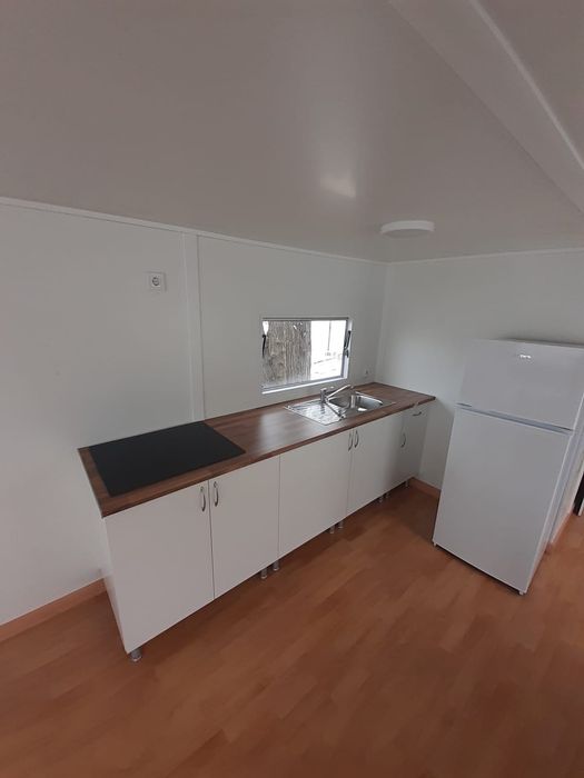 CASA MÓVEL PRÉ-FABRICADA BK DE 11X3 METROS NA GUIA.