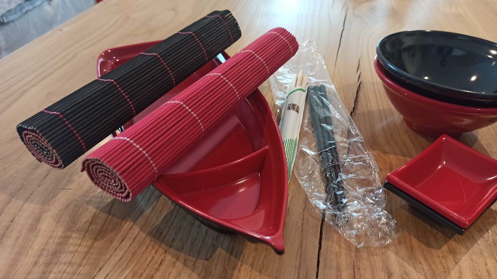 Conjunto de Sushi 14 peças