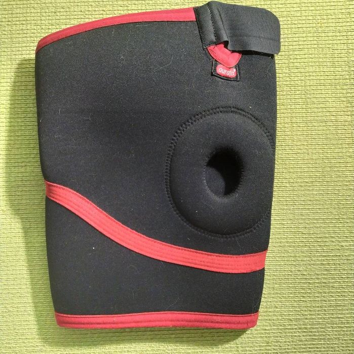 Наколенник, бандаж Aurafix 101 с открытой коленной чашечкой  XXL разм.