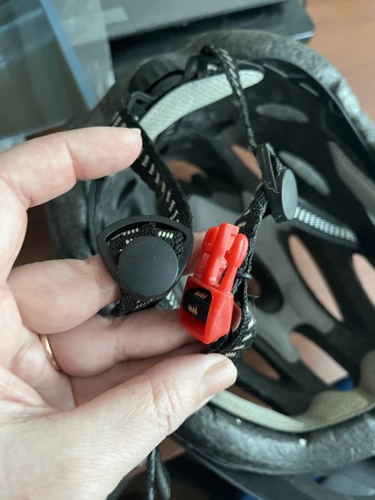 Вело шолом підлітковий, жіночий