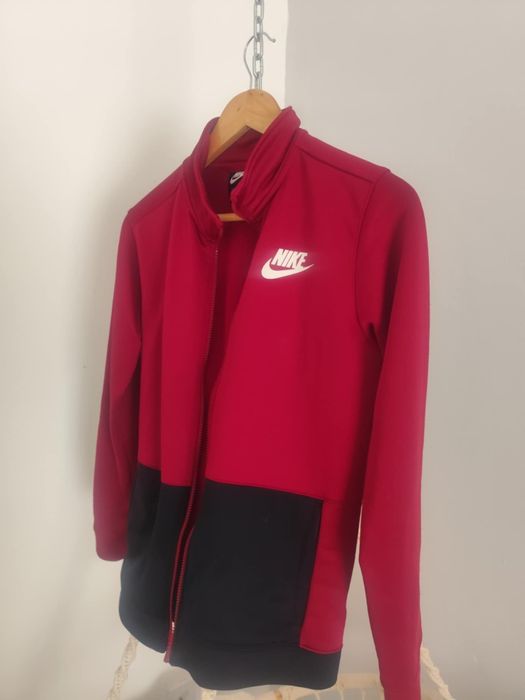 Casaco Nike , também s