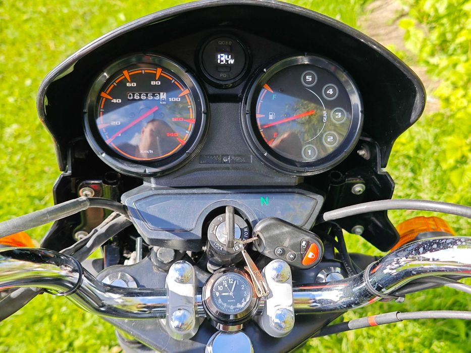 Bajaj Boxer 150 UG (Індія)