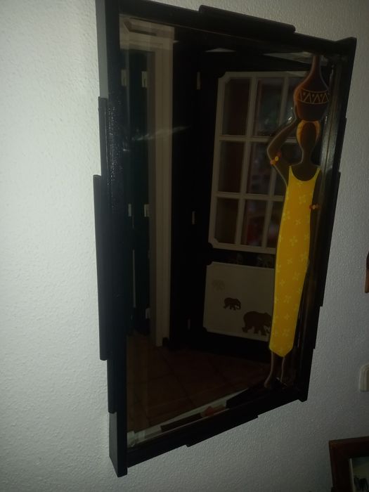 Espelho decorativo africano