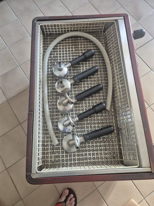 Máquina de Café Profissional (Brasilia / Modelo Antigo)