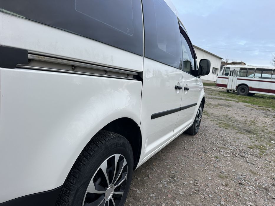 Продам Volkswagen Caddy 1.9 ПАССАЖИР