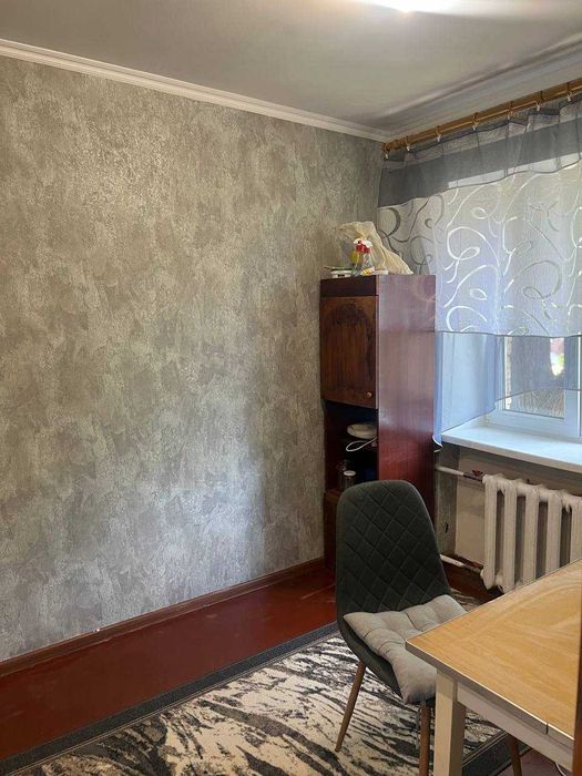 Продаж 2 х кімнат в гуртожитку