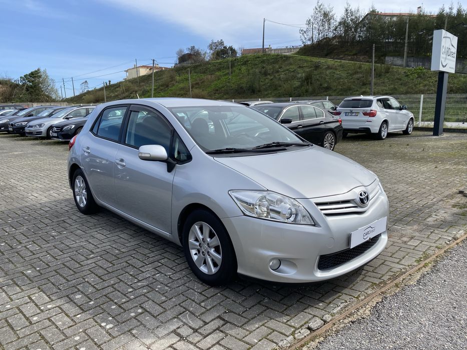 Toyota Auris D-4D + Excelente Estado!