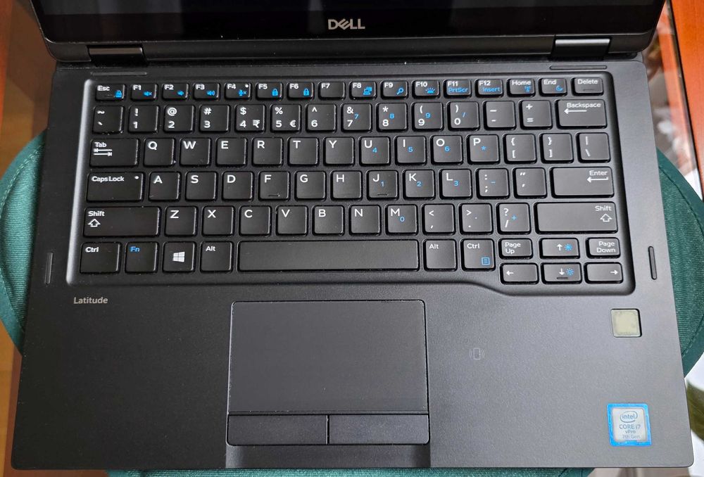 Sprzedam używany laptop Dell Latitude 7389 2in1 (13,3”)