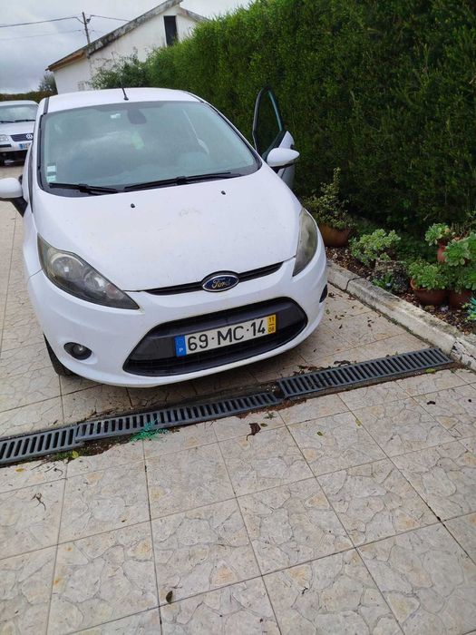 FORD FIESTA 1.4 70cv