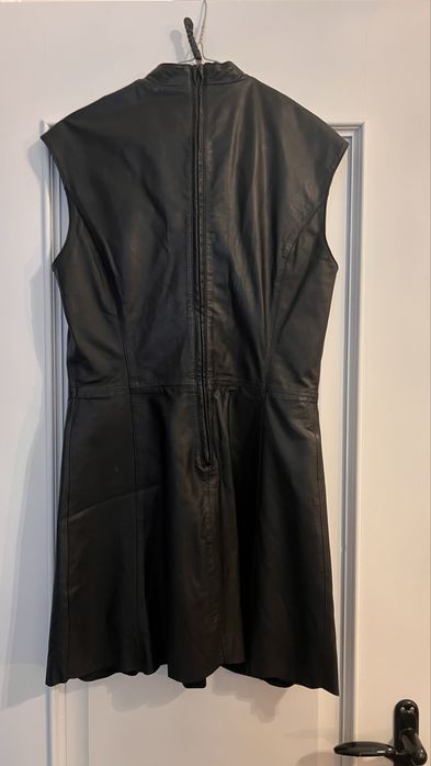 Кожаное платье Sisley, черно- белое Angelo Morani