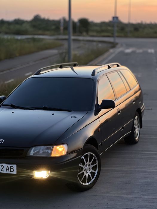 TOYOTA carina e 1.8  газ/бензин кондиціонер