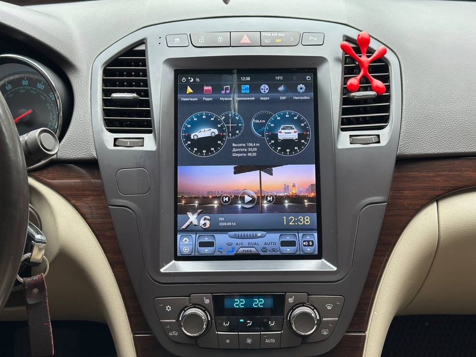 Buick Regal CXL 2011
