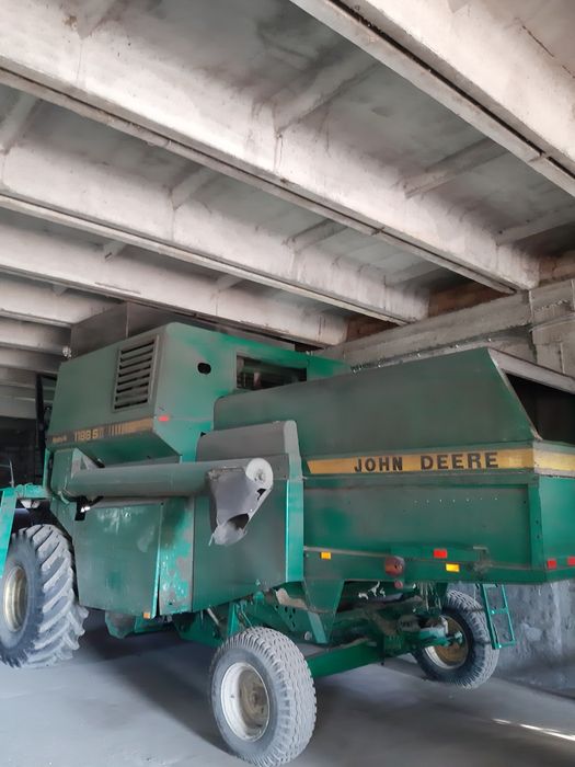 Комбайн John deere 1188