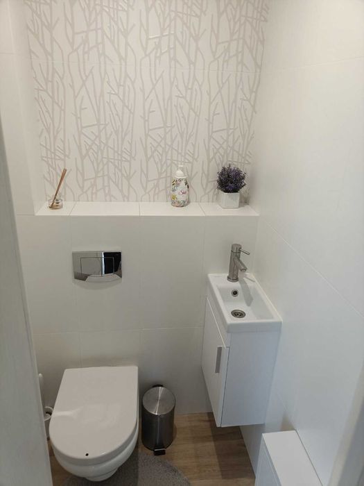 Двоповерховий сучасний будинок. р-н  Яр