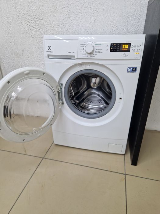 Гарантія!  Пральна машина Electrolux