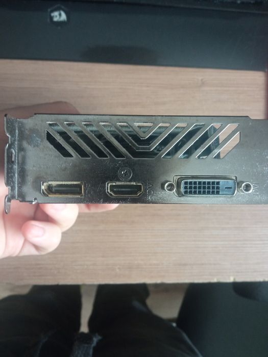 Karta graficzna Gtx 1050 2gb ddr5
