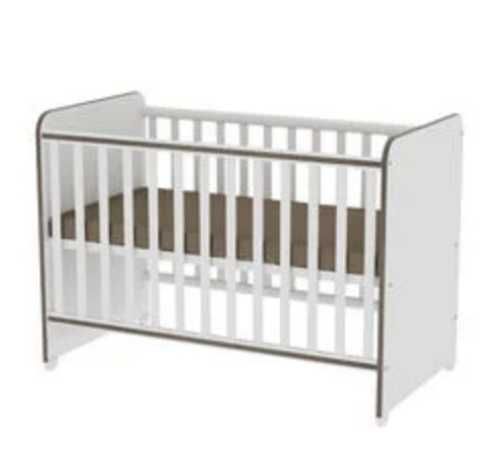 Cama evolutiva transformável em secretária