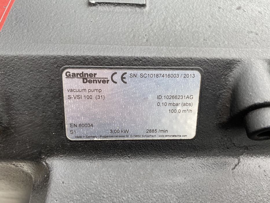 Pompa próżniowa śrubowa CNC suszarnia Gardner Denver TWISTER S-VSI 100