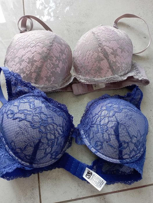 Biustonosz 75b dwie szt