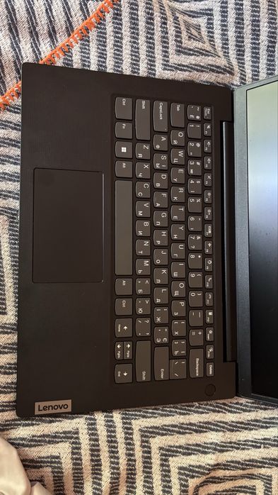Ноутбук Lenovo / Laptop Lenovo