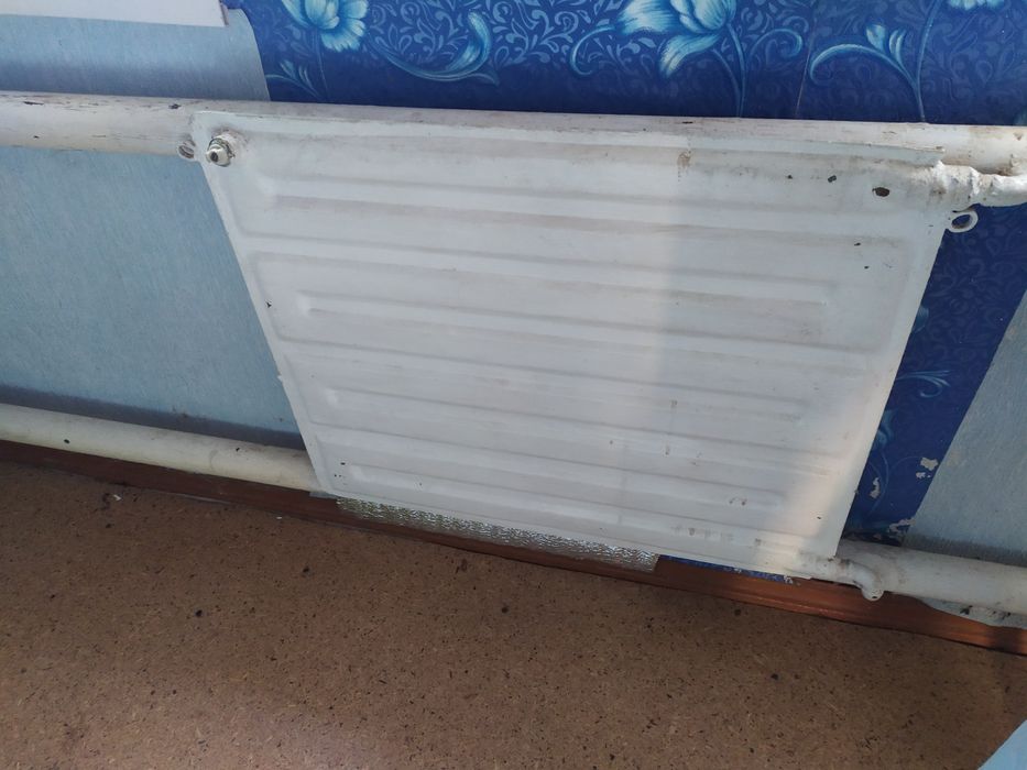 Стальные батареи отопления, 3 шт., отличное состояние