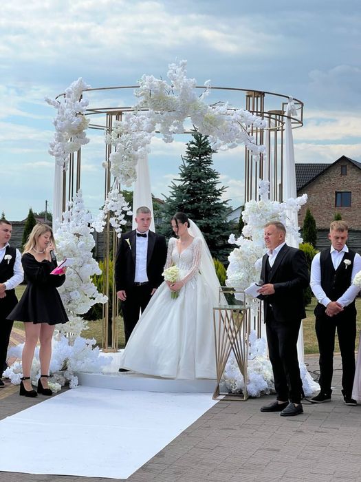 Весільня сукня без жодних дефектів Нова Royal колеція В салоні 1200$