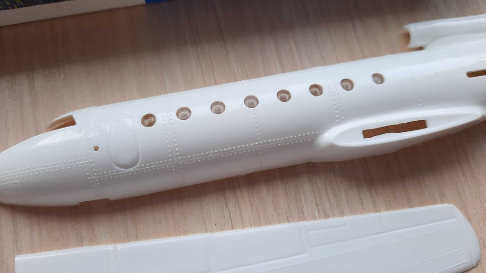 Plasticart збірна модель літака як-40 сборная модель самолета як40 ГДР