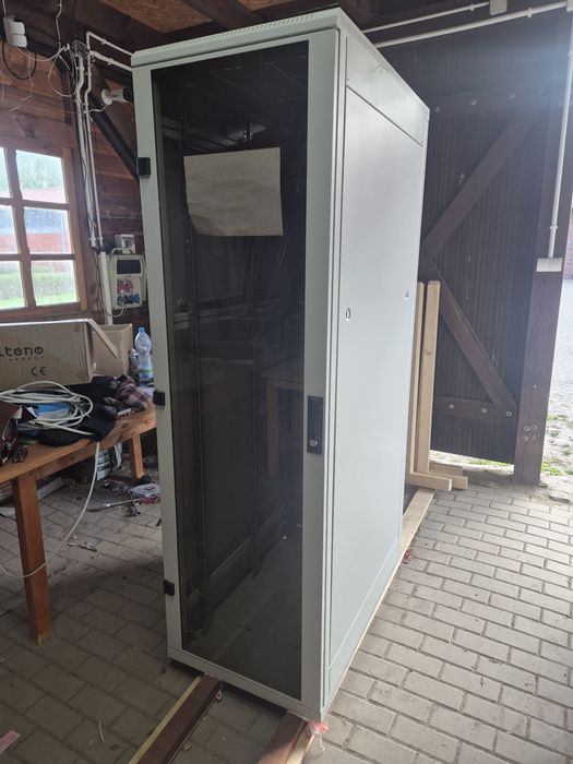 Szafa RACK 42U Triton