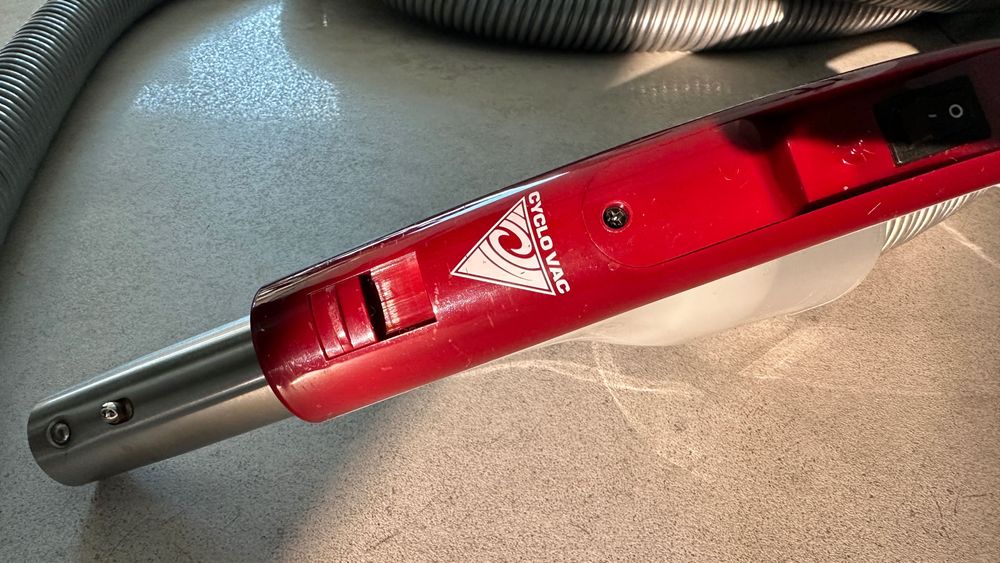 CycloVac wąż ssący 12m do odkurzacza centralnego rękojeść