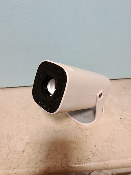 Продам проэктор под ремонт