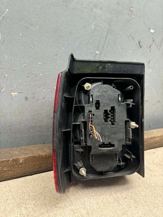 Lampa Prawy Tył Prawa Tylna VW Passat B4 Kombi ORYGINALNA !!!