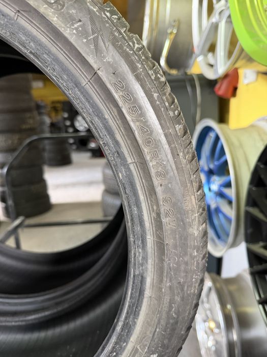 Opony zimowe 225/40R18 92V XL Bridgestone Blizzak LM005 AO | 2020 | 2 sztuki