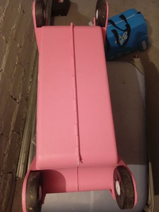 Walizka piesek na kółkach dla dzieci