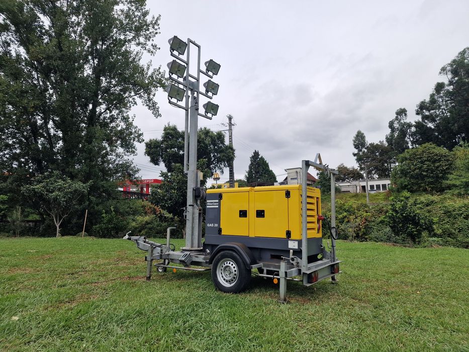 Gerador torre de iluminação