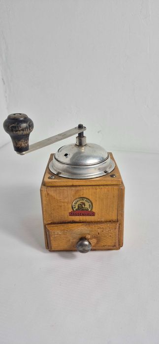 Kultowy Młynek do Kawy Zassenhaus – Vintage / Retro