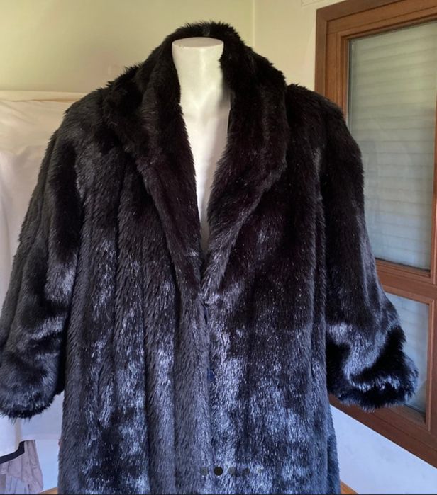Casaco de peles sintetico T. 40 a 44