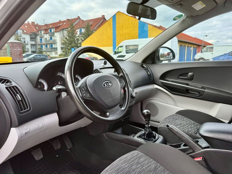 Kia Ceed Kia Ceed 1.4 Jeden właściciel w PL !