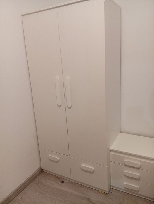 Sprzedam Szafe biala