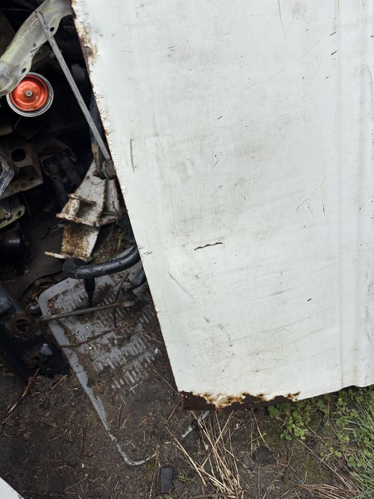 ford transit  drzwi fotele resory koła frelgi