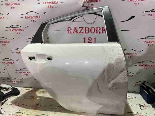 Дверь задняя правая honda insight, цвет белый