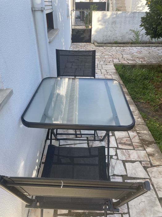 Mesa de jardim e 2 cadeiras