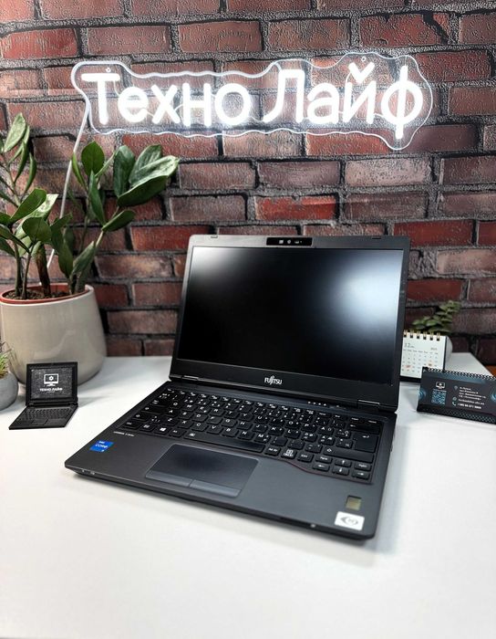 Ультрабук Fujitsu LIFEBOOK U7311·i5-1135G7·8GB+SSD256GB·13"FHD·2021рік