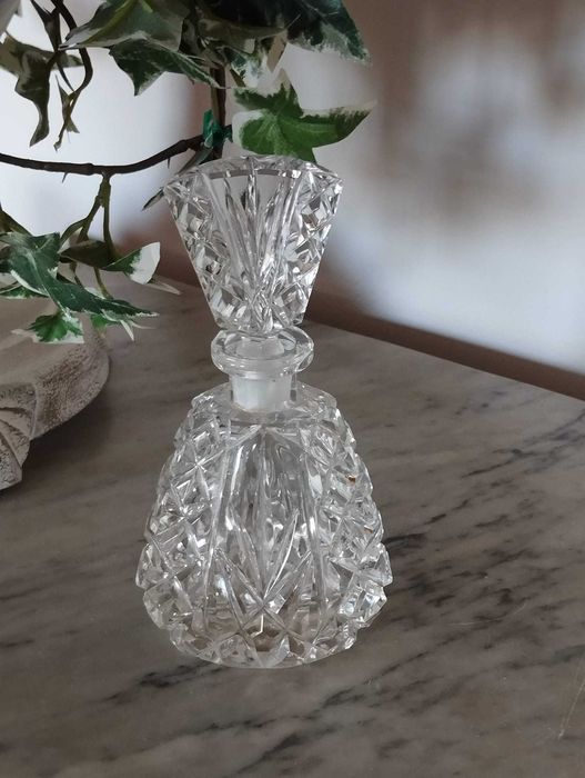 Frasco de Perfume em Cristal Antigo