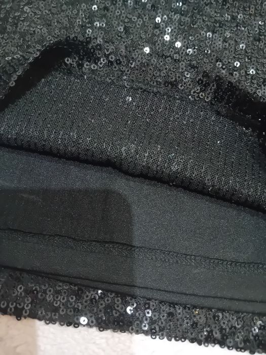 Nowy z metka top bluzka z cekinami Sinsay rozm XS
