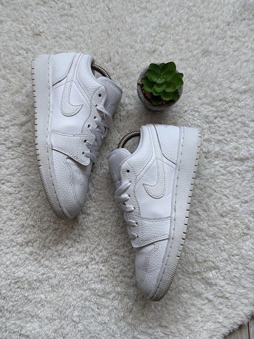 Женские Кожаные Кроссовки Nike Air Jordan 1 Low 37.5р(23.5см)