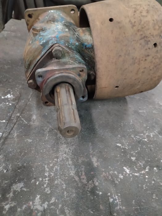 Przystawka pasowa 328,330