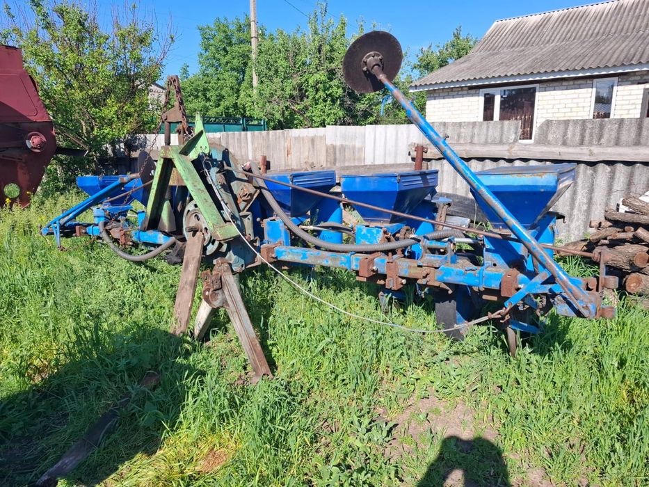 Продам сеялку ,состояние отличное