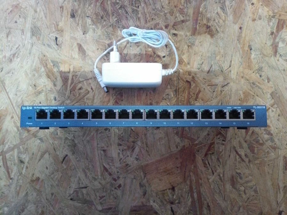 TP-LINK TL-SG116 Gigabit Switch