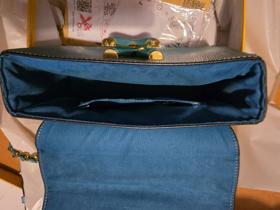 Mala LOUIS VUITTON, NOVA, com caixa.